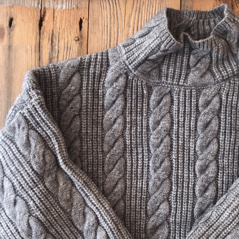 Cider Gray Cable Knit Cropped Sweater